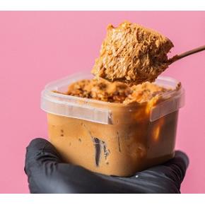 Tortinha de doce de leite crocante com mousse de doce de leite