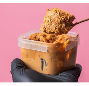 Tortinha de doce de leite crocante com mousse de doce de leite