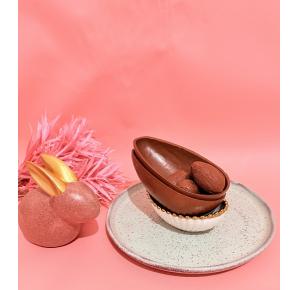 Ovo Tradicional com chocolate Blend Nobre Puro com 4 mini ovinhos crocantes 