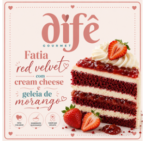 FATIA RED VELVET COM CREAM CHEESSE E GELEIA DE MORANGO