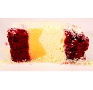 BOLO GELADO RED VELVET COM NINHO