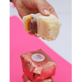 Bolo gelado, dois amores ( Ninho e Brigadeiro ) 